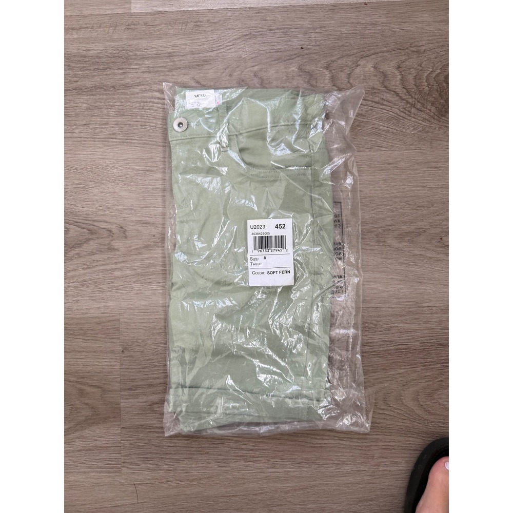 The Childrens Place Girls Shorts Soft Fern Green Size 8 New NWT 3038429005